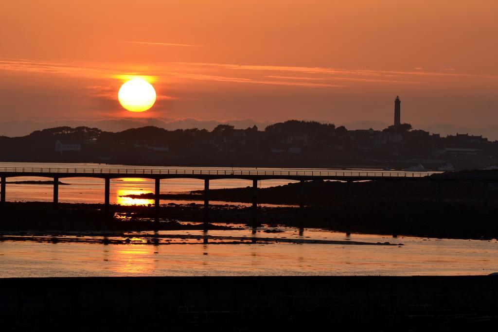 Hotel Mercure Roscoff Bord De Mer エクステリア 写真